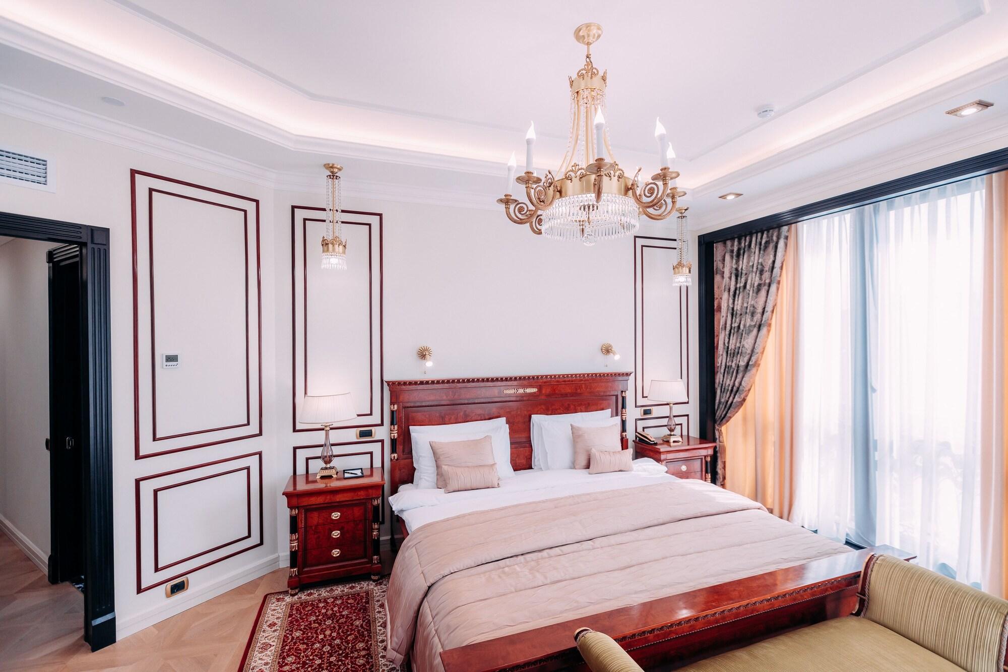 Golden Palace Hotel יירבאן מראה חיצוני תמונה